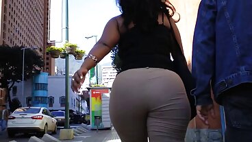Kradnąca dziwka złapana i wyruchana przez oszusta! XXX od piękne nagie laski BRAZZERS