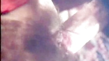 DeepLush: Oddając się grzechowi w PornHD z nagie laski w domu Yumi