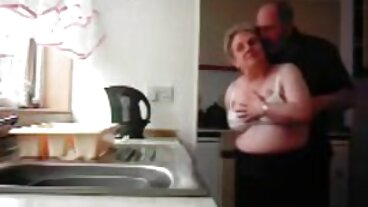 Ostry anal fajne nagie laski na łodzi z cudowną Ariel
