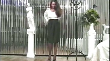 MommysGirl: zdezorientowana macocha Ryan trzy nagie laski Keely uprawiająca lesbijski seks z Mayą Woulfe w PornHD