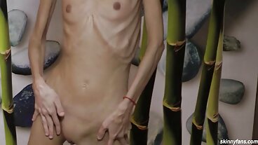 Cherrypimps: Mamuśka polskie laski nago z dużymi cyckami McKenzie Lee szarpie swojego pasierba na PornHD