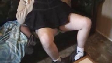 Brazzers: Trójkąt: kelnerka koktajlowa z Alyx i cycate laski nago Diamondon PornHD